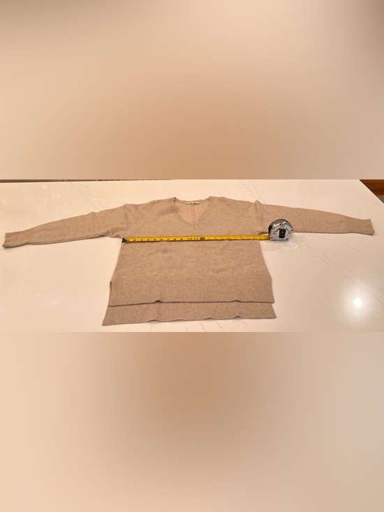 Frame Le Cashmere Sweater | Small | Oatmeal Heather - Picture 7 of 10